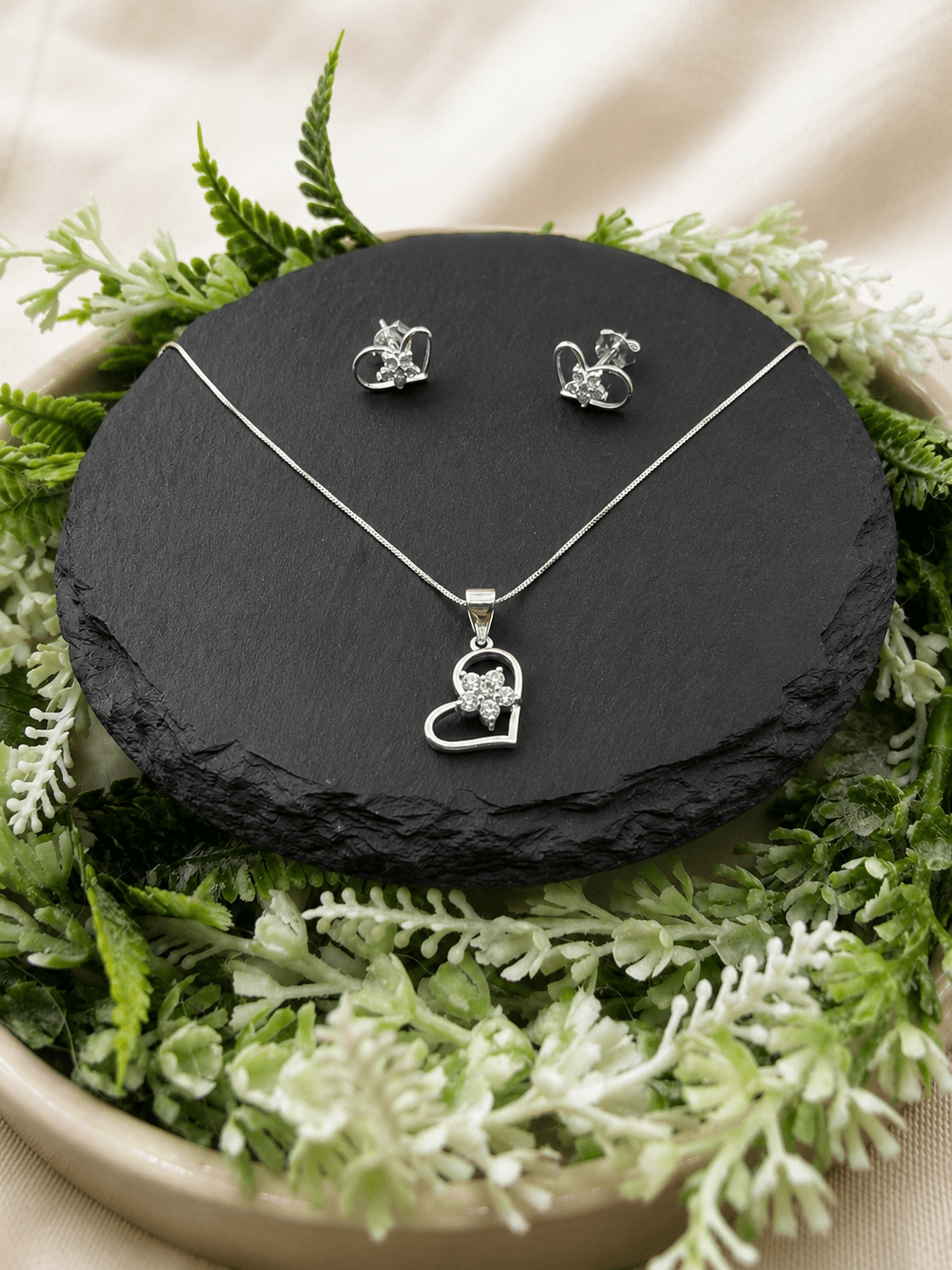 Conjunto Amara — imagen 1 de 6